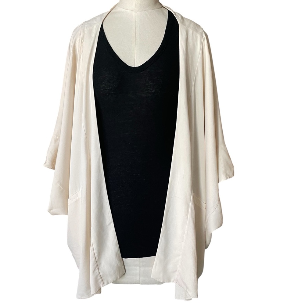 Kit and Ace Silk Kimono Like Jacket or Cover Up